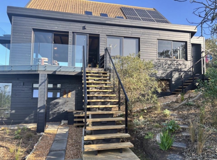 3 Bedroom Property for Sale in Ballots Bay Western Cape